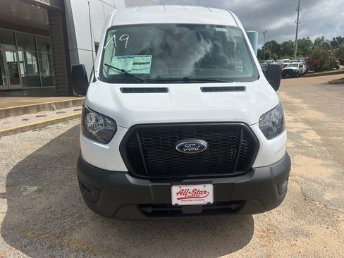 New 2025 Ford Transit 250 148 Medium Roof w/ Load Area Protection Package image 2
