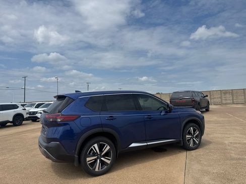 Certified 2023 Nissan Rogue SL w/ SL Premium Package FWD image 22