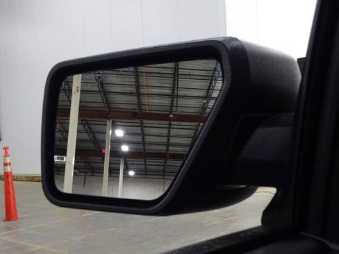 Used 2023 Ford F150 XLT image 38