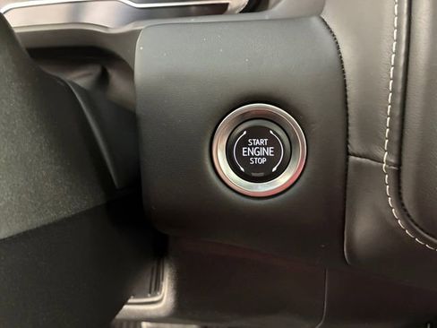 Used 2024 GMC Yukon Denali Ultimate AWD/4WD image 24