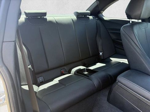 Used 2020 BMW 230i Coupe w/ Convenience Package RWD image 15
