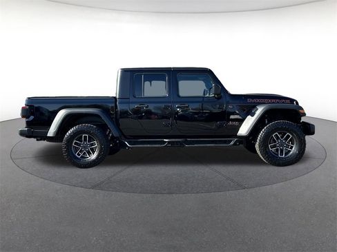 Used 2024 Jeep Gladiator Mojave image 6