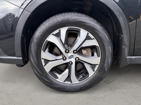 Certified 2022 Subaru Outback Limited image 10