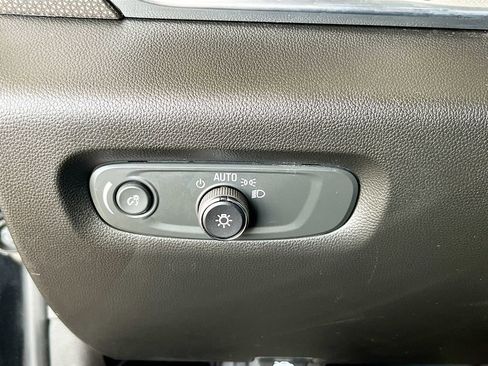 Used 2023 Chevrolet Traverse Premier w/ LPO, Floor Liner Package AWD/4WD image 10