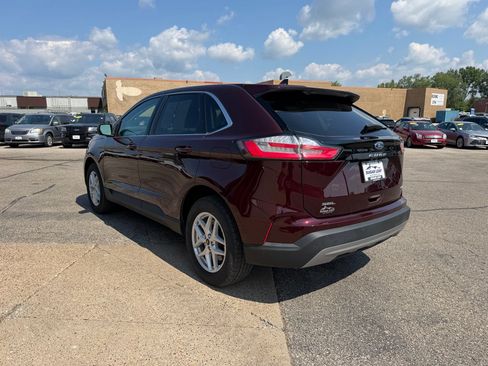 Used 2024 Ford Edge SEL w/ Convenience Package AWD/4WD image 6