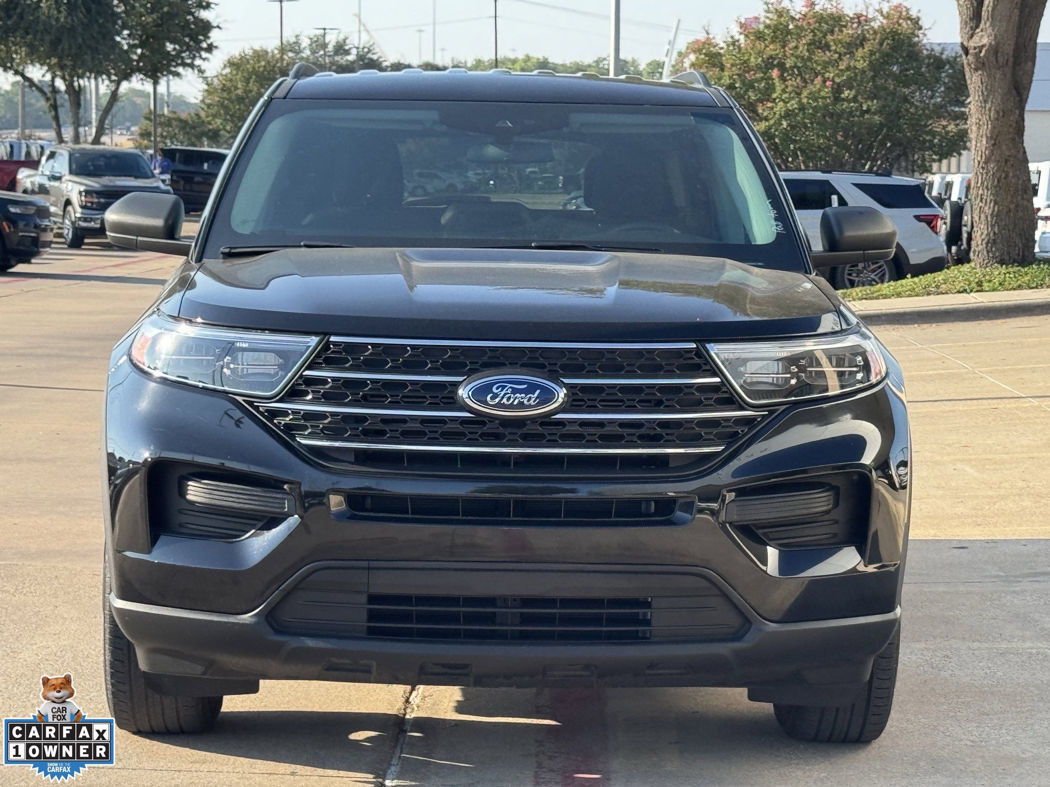 Used 2023 Ford Explorer XLT AWD/4WD image 10