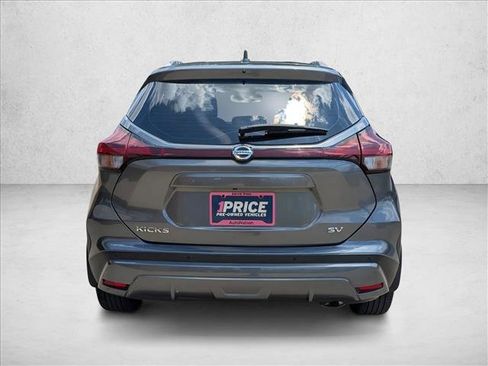 Used 2021 Nissan Kicks SV FWD image 7