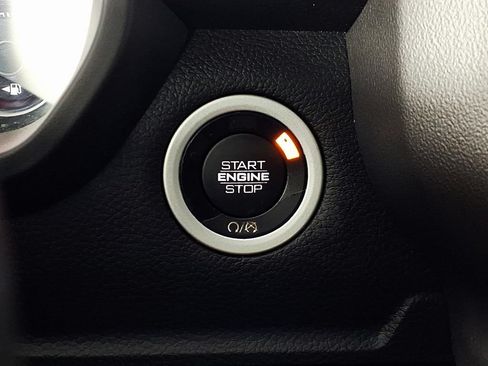 Used 2019 RAM 1500 Big Horn RWD image 17