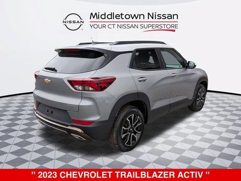 Used 2023 Chevrolet TrailBlazer ACTIV FWD image 3