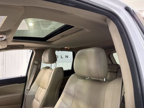 Used 2015 Jeep Grand Cherokee Limited image 10