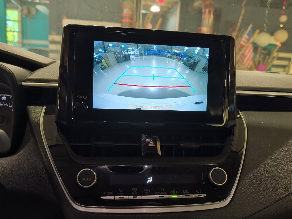 Used 2023 Toyota Corolla LE FWD image 17