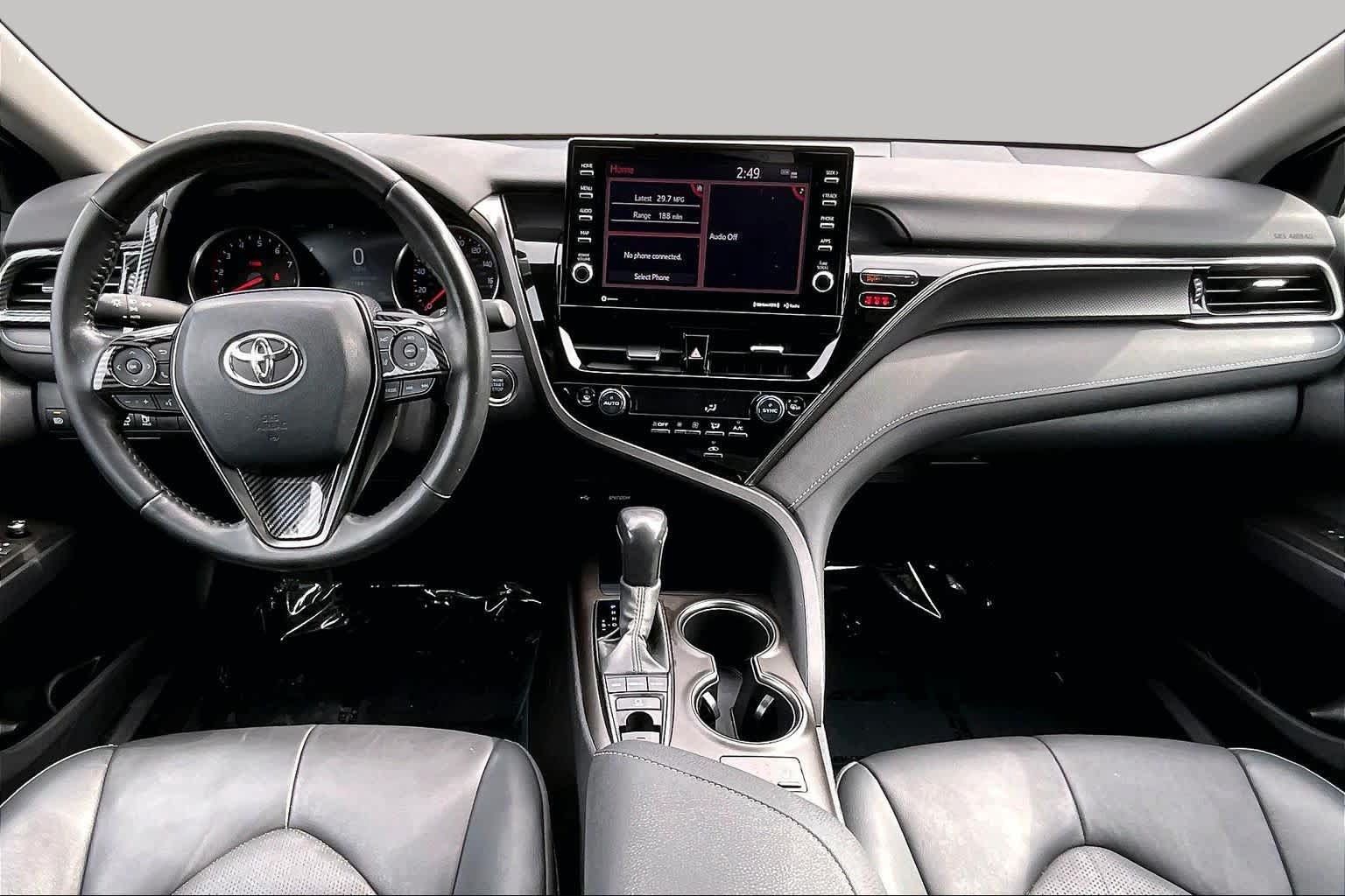 Used 2021 Toyota Camry XSE FWD image 16
