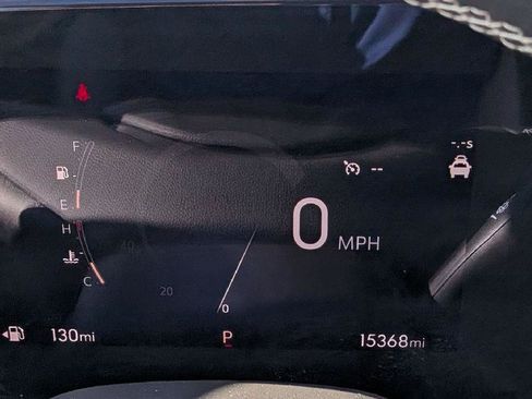 Used 2024 Buick Encore GX Avenir w/ Avenir Convenience Package AWD/4WD image 17