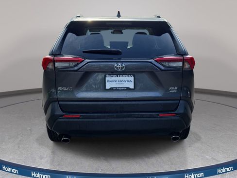 Used 2021 Toyota RAV4 XLE w/ Carpet Mat Package (TMS) AWD/4WD image 7