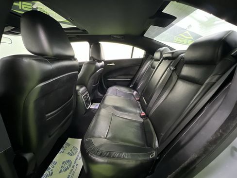 Used 2021 Dodge Charger SXT w/ Leather Interior Group RWD image 25