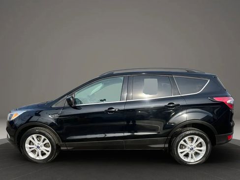 Used 2018 Ford Escape SE w/ SE Sync 3 Package AWD/4WD image 7