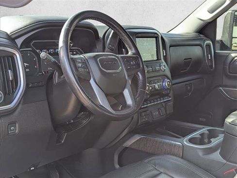 Used 2021 GMC Sierra 3500 Denali w/ Technology Package image 9