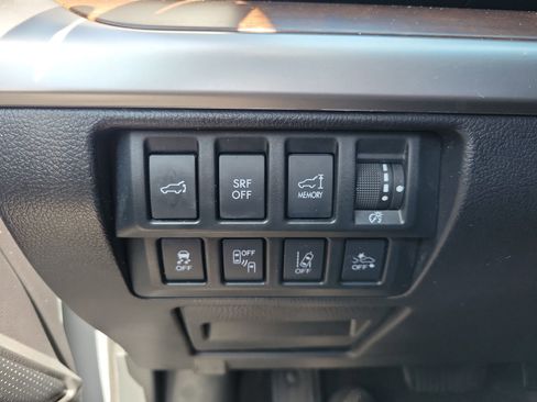 Used 2015 Subaru Outback 2.5i Limited AWD/4WD image 30