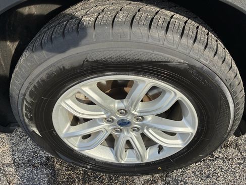 Used 2021 Ford Explorer 4WD image 28