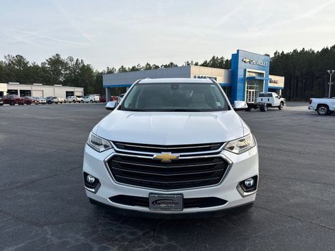 Used 2018 Chevrolet Traverse Premier w/ Driver Confidence II Package image 7
