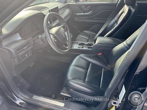 Used 2021 Lincoln Corsair AWD image 9
