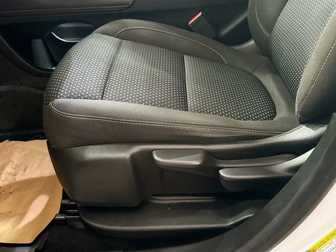 Used 2021 GMC Acadia SLE w/ LPO, Floor Liner Package image 20