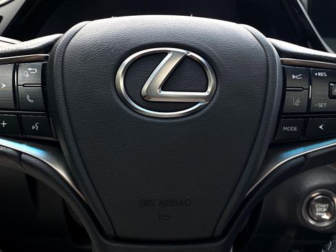 Used 2022 Lexus ES 350 F Sport image 18