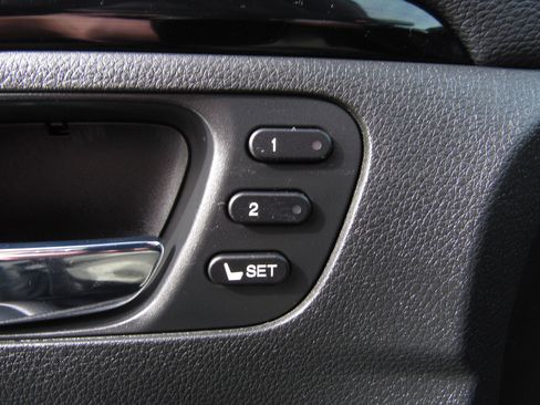 Certified 2022 Honda Pilot Touring image 26