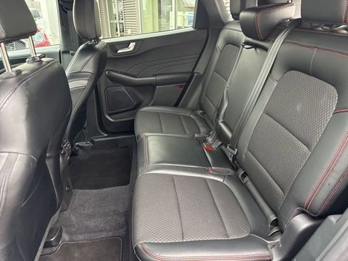 Certified 2025 Ford Escape ST-Line Select AWD/4WD image 35