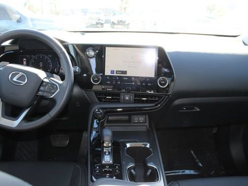 Certified 2025 Lexus NX 250 AWD w/ Accessory Package (2T) image 10