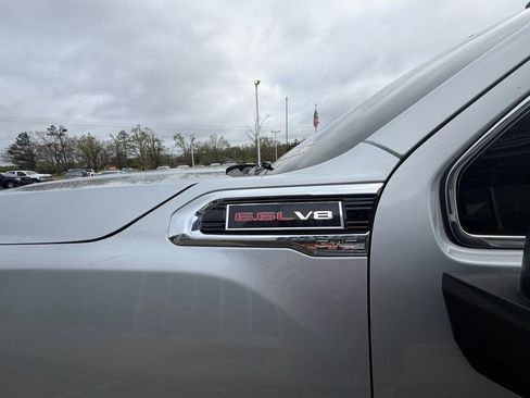 Used 2022 GMC Sierra 2500 SLE w/ SLE Value Package; image 10