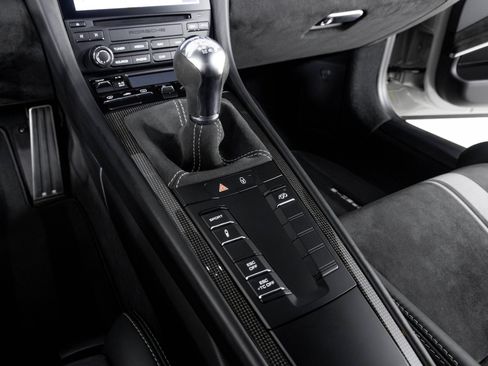 Used 2018 Porsche 911 GT3 image 6