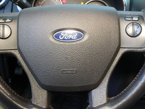 Used 2008 Ford Explorer Sport Trac XLT image 16