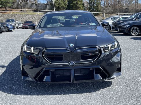 New 2026 BMW M5 Base w/ Executive Package image 2