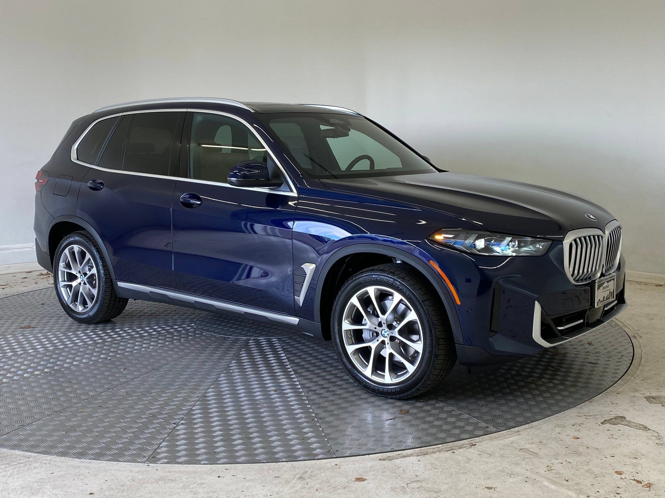 Used 2026 BMW X5 xDrive40i w/ Premium Package AWD/4WD image 6