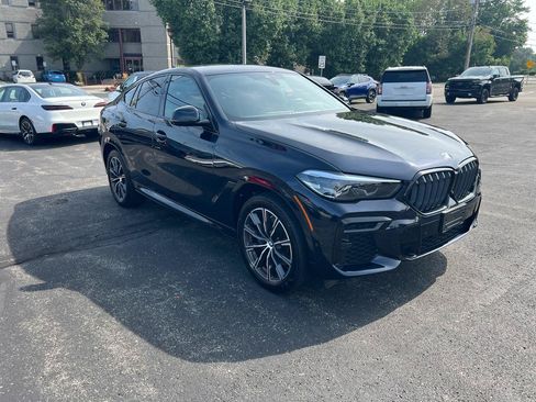 Used 2023 BMW X6 xDrive40i w/ M Sport Package AWD/4WD image 3