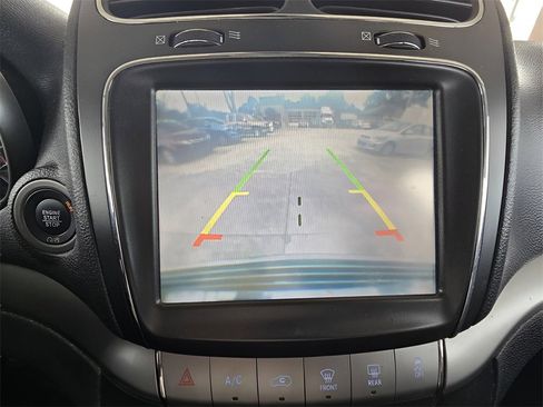 Used 2020 Dodge Journey Crossroad w/ Popular Equipment Group image 38