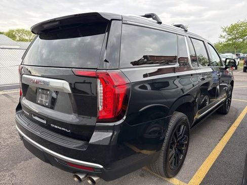 Used 2021 GMC Yukon XL Denali w/ Denali Premium Package AWD/4WD image 5