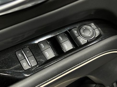 Used 2024 Cadillac Escalade Sport w/ LPO, ONYX Package AWD/4WD image 17