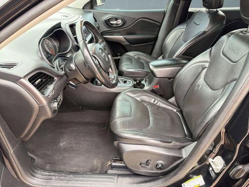 Used 2021 Jeep Cherokee Latitude Lux AWD/4WD image 5