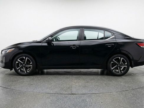 Used 2025 Nissan Sentra SV image 5