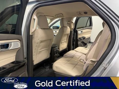 Certified 2024 Ford Explorer Platinum w/ Technology Package AWD/4WD image 24
