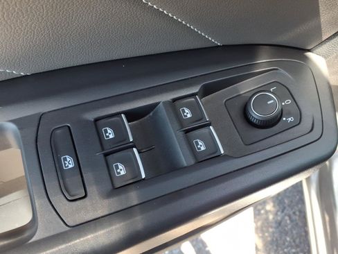 Certified 2023 Volkswagen Atlas SE AWD/4WD image 19