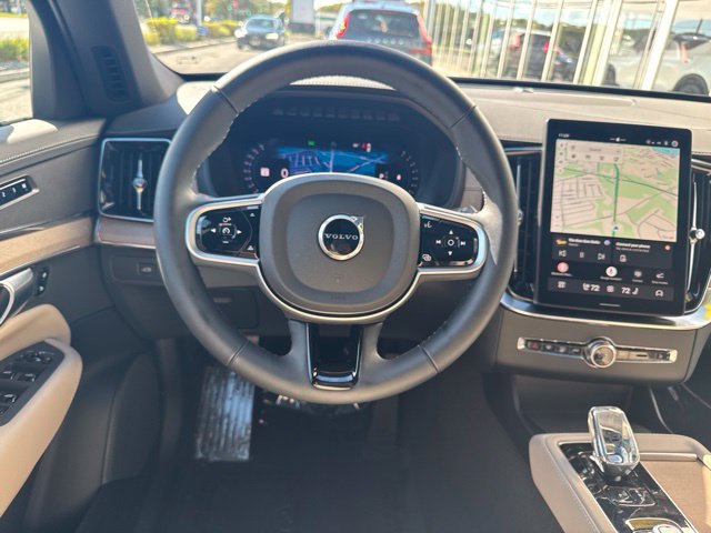 Certified 2026 Volvo XC90 B5 Plus AWD/4WD image 21