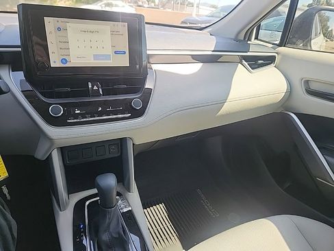 Certified 2024 Toyota Corolla Cross L FWD image 14