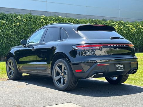 New 2026 Porsche Macan AWD/4WD image 3