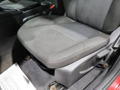 Used 2015 Ford Focus SE w/ SE Cold Weather Package FWD image 12