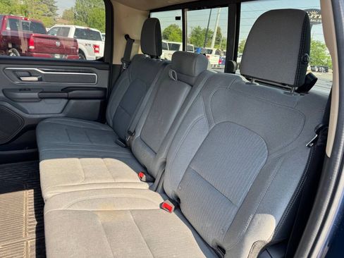 Used 2019 RAM 1500 Big Horn AWD/4WD image 14