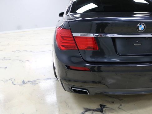 Used 2012 BMW 750Li image 41
