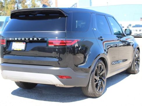 Used 2024 Land Rover Discovery S AWD/4WD image 5